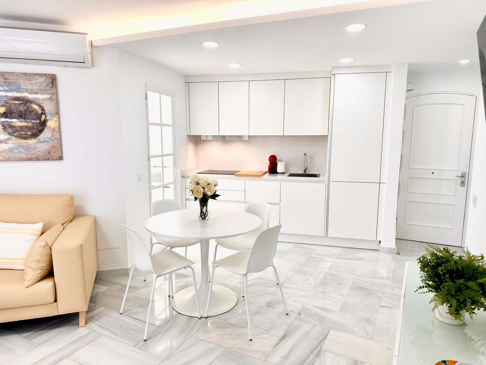 Apartamento, Paradise Sun Beach In Marina Benalmadena Exterior photo