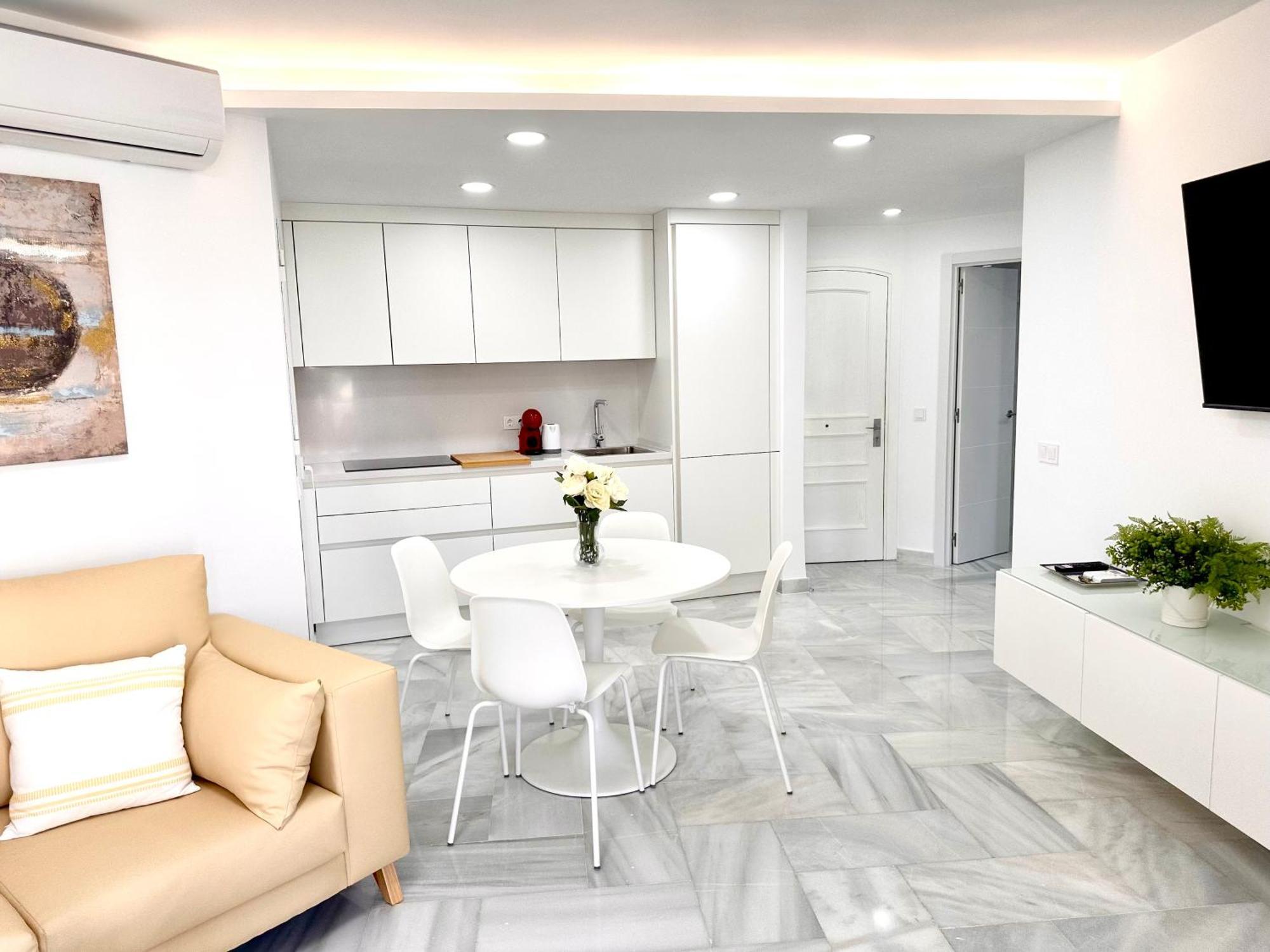 Apartamento, Paradise Sun Beach In Marina Benalmadena Exterior photo